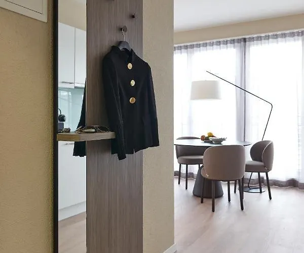 Aparthotel - Franklinstrasse 3*